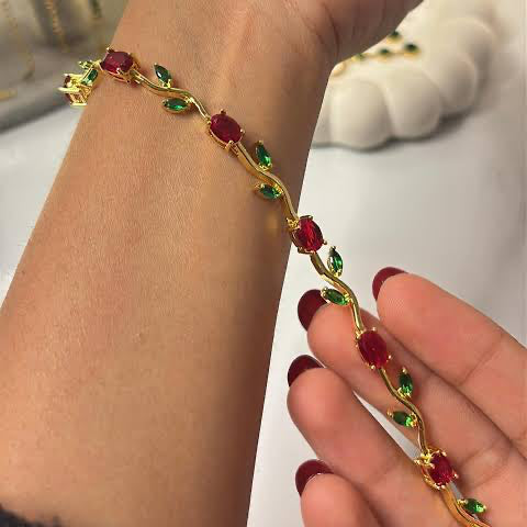 Tulip Bracelet - Red