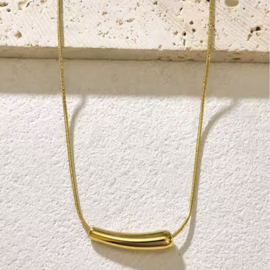 Nova Bar Gold Necklace