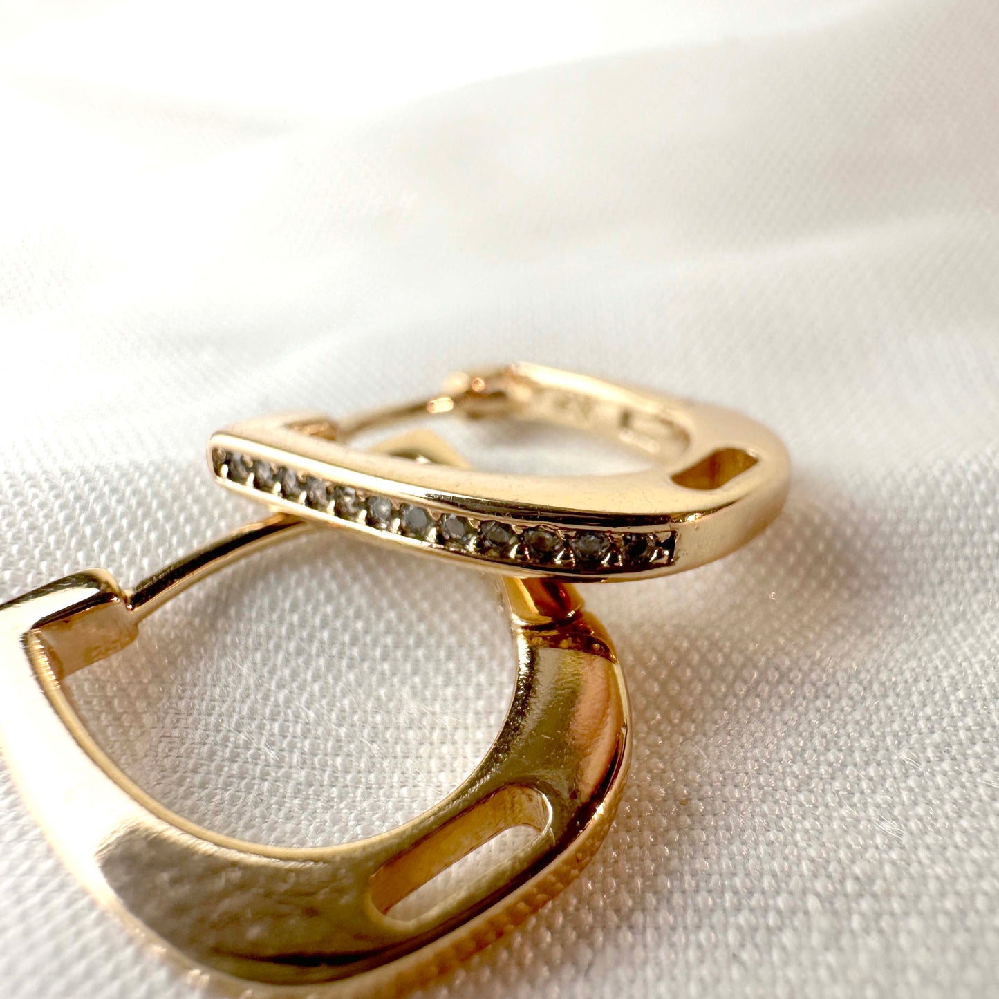 Gold-Plated Crystal Oval Hoop Earrings