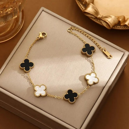 2-in-1 Reversible Clover Bracelet