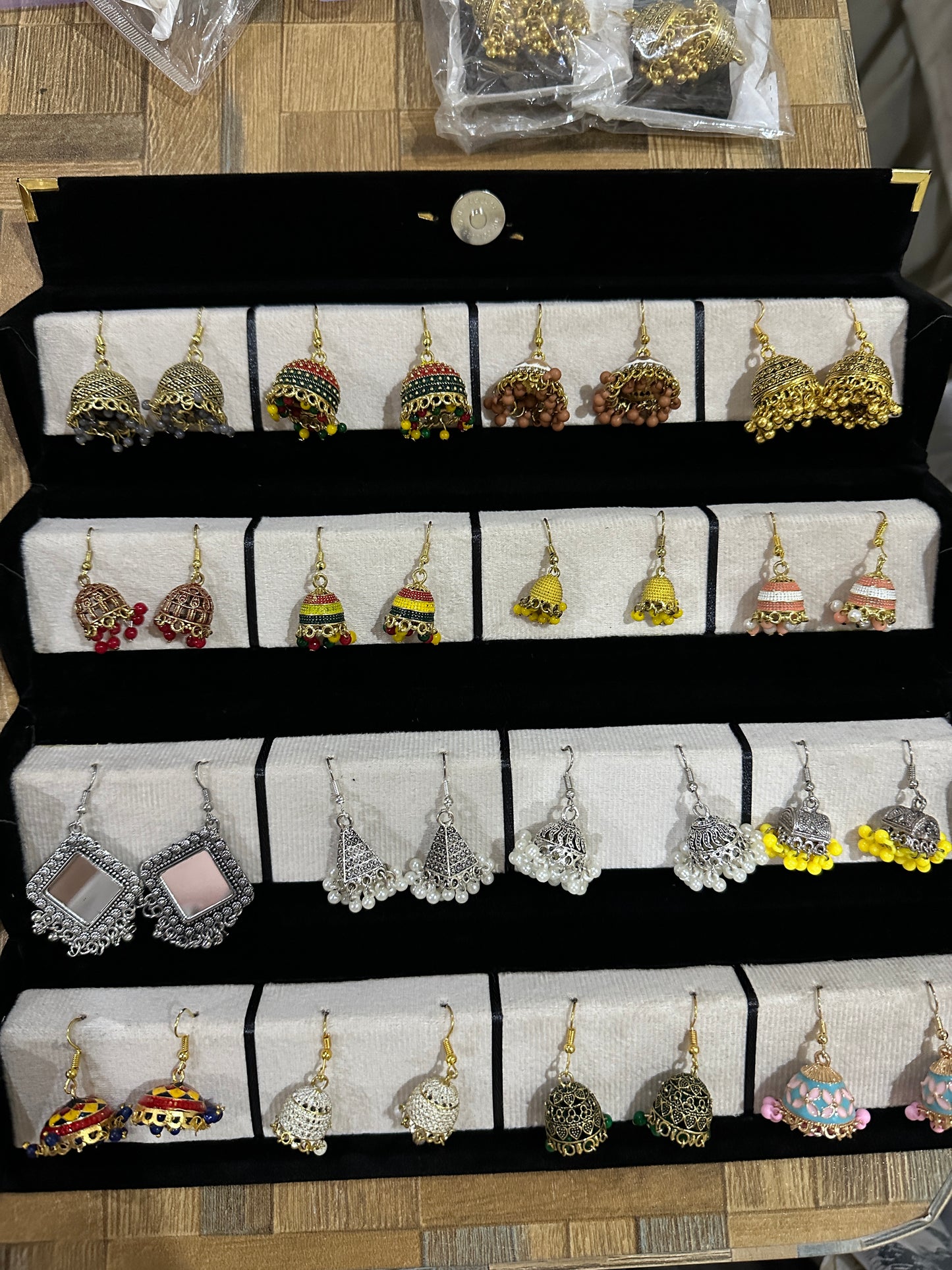 Trendy Jhumka Box Deal 2.0