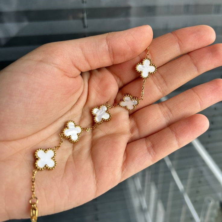 White Clover Bracelet - Gold Plated