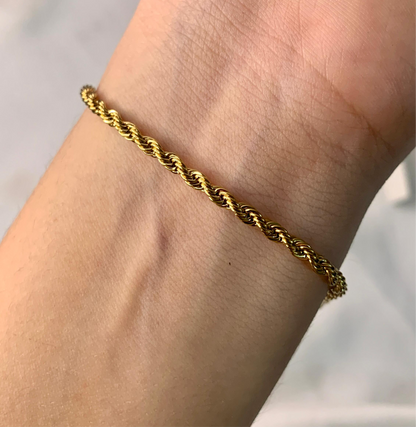 Classic Gold Rope Bracelet