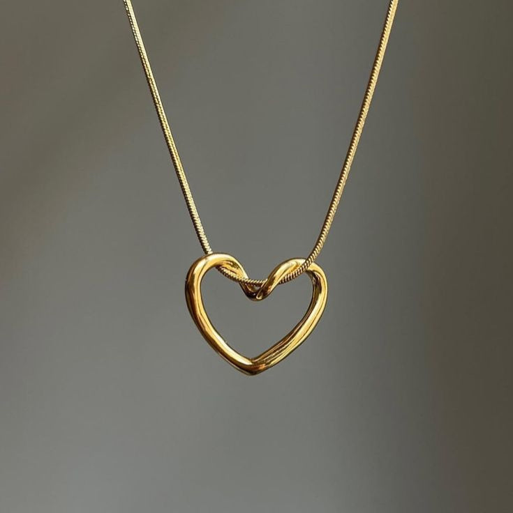 Hollow Heart Pendant Necklace - Gold Plated