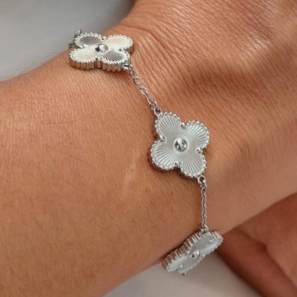 Silver Clover Bracelet - Silver