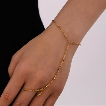 Hand Chain Bracelet (Anja)