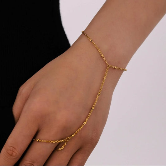 Hand Chain Bracelet (Anja)