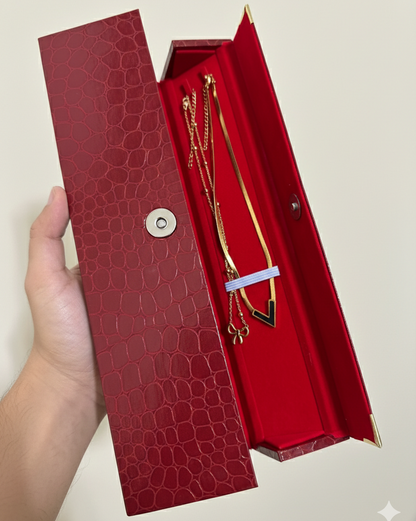 Trendy Necklace Box Deal