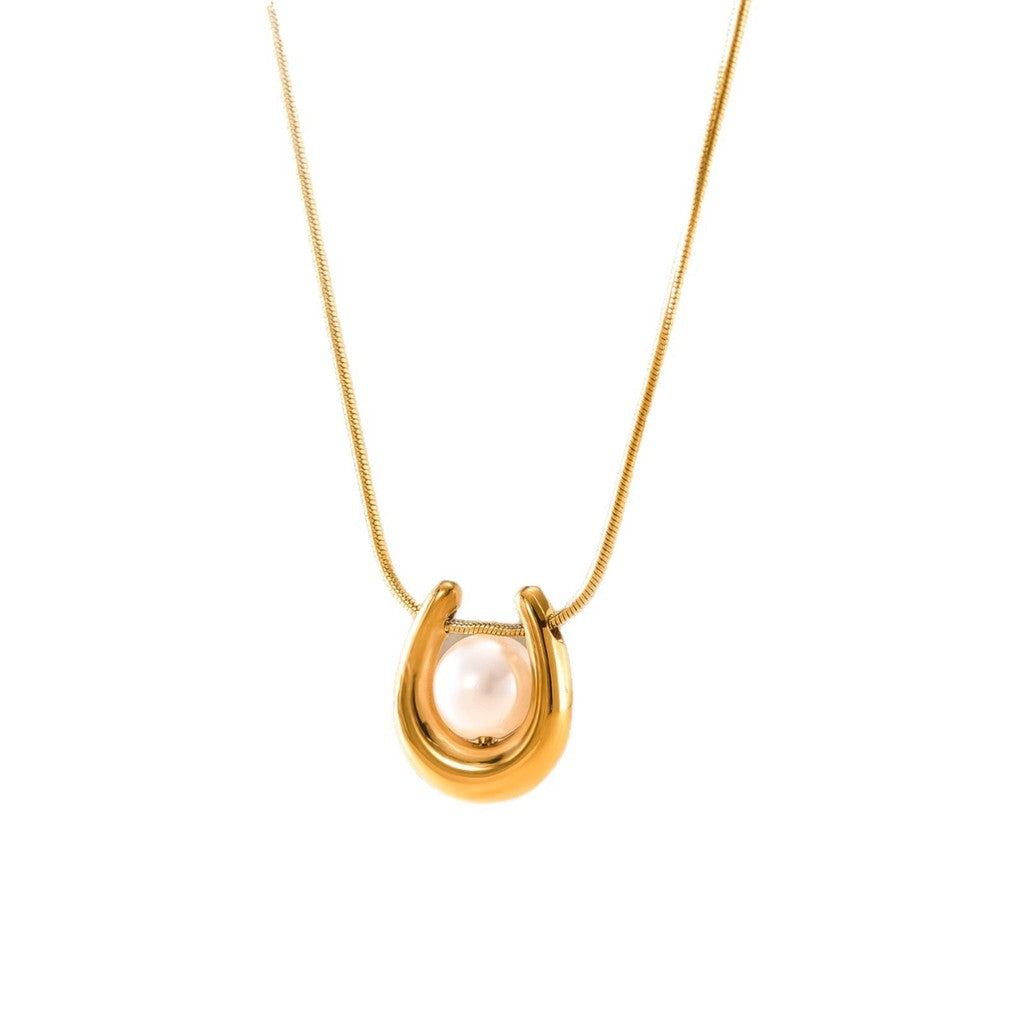 Golden Pearl U Necklace
