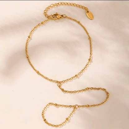 Hand Chain Bracelet (Anja)