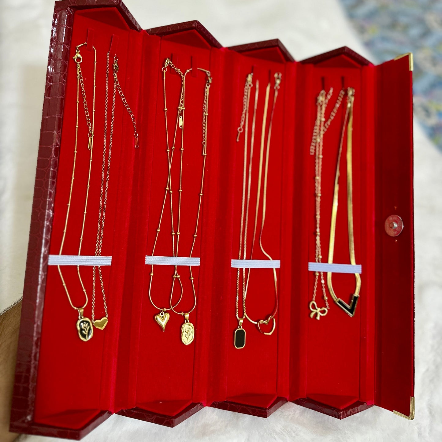 Trendy Necklace Box Deal