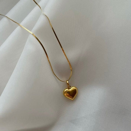 Gold Heart Pendant Necklace