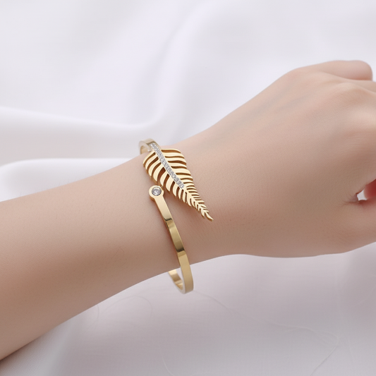 Premium Leaf Bangle