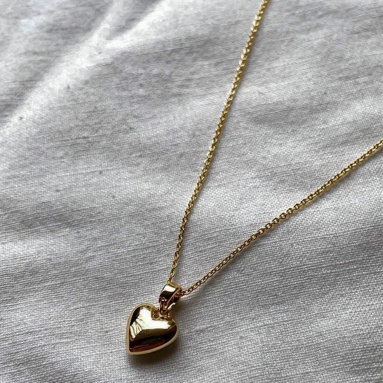 Gold Heart Pendant Necklace