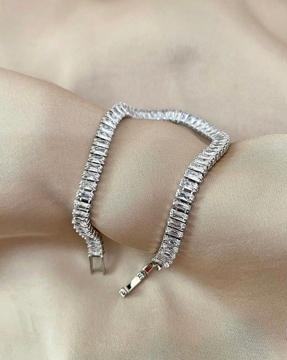 Tennis Bracelet (Silver/Gold)