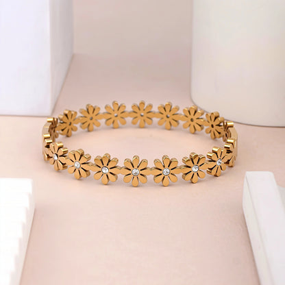 Floral Sparkle Gold Bangle (With Lock)
