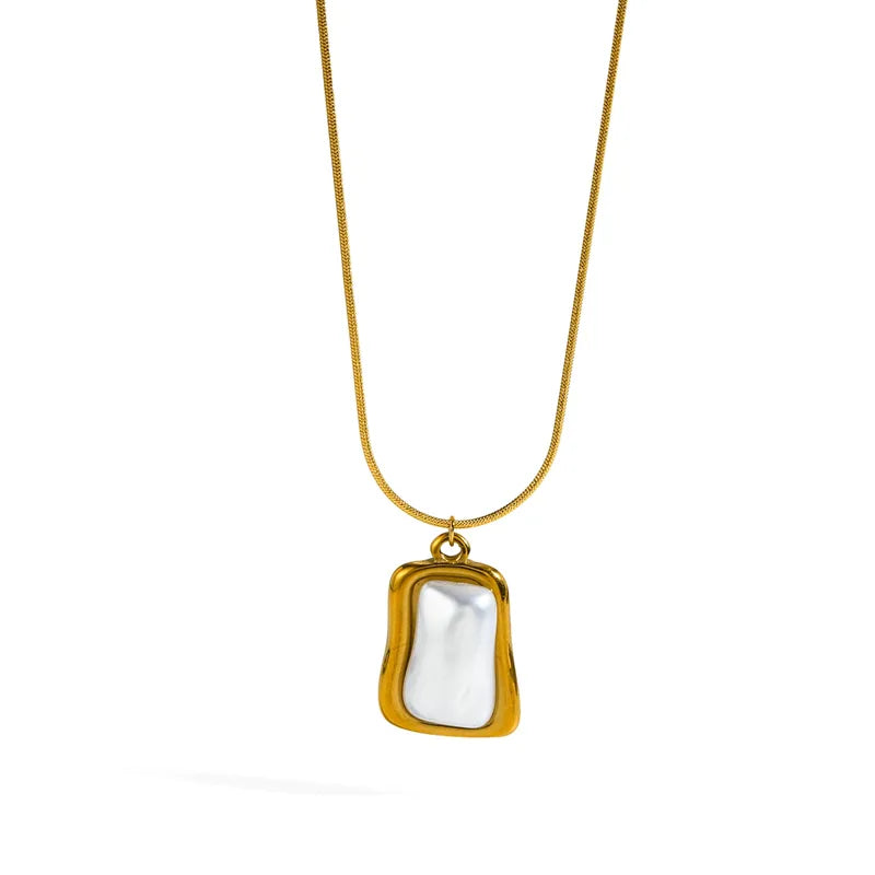 Golden Pearl Frame Necklace