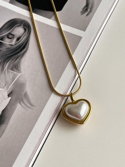 Golden Heart Pearl Necklace