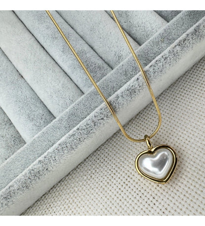 Golden Heart Pearl Necklace