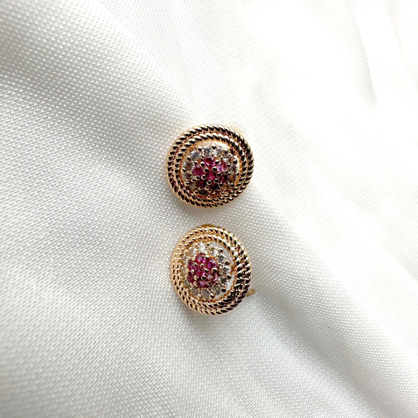 Round Crystal Stud Earrings – Gold