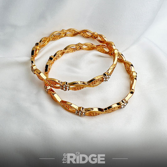 Infinity Twist Bangle – Floral Crystals