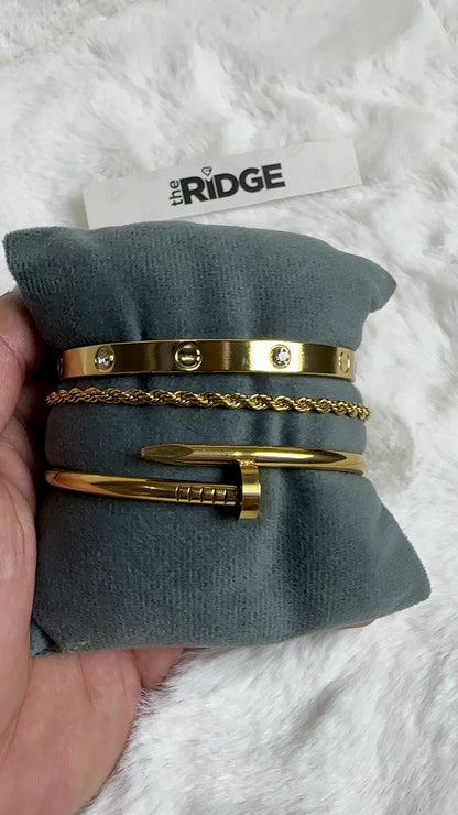 Golden Luxe Bangle Stack – [Set of 3]