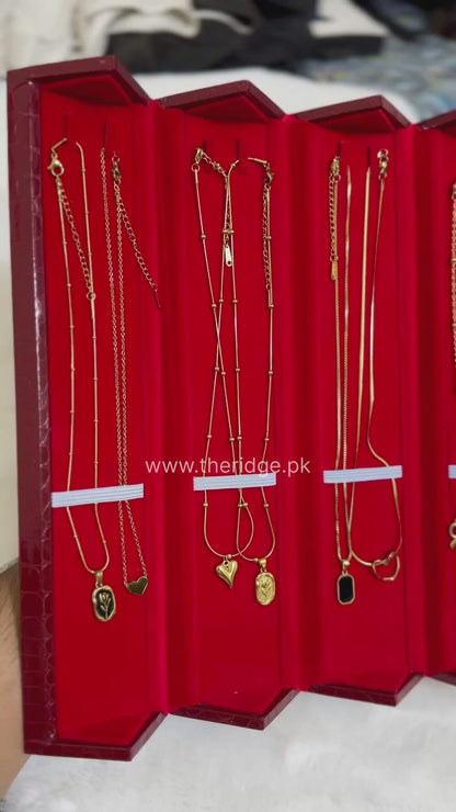 Trendy Necklace Box Deal