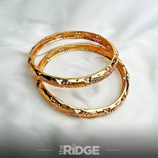 Engraved Solid Pipe Bangles Pair